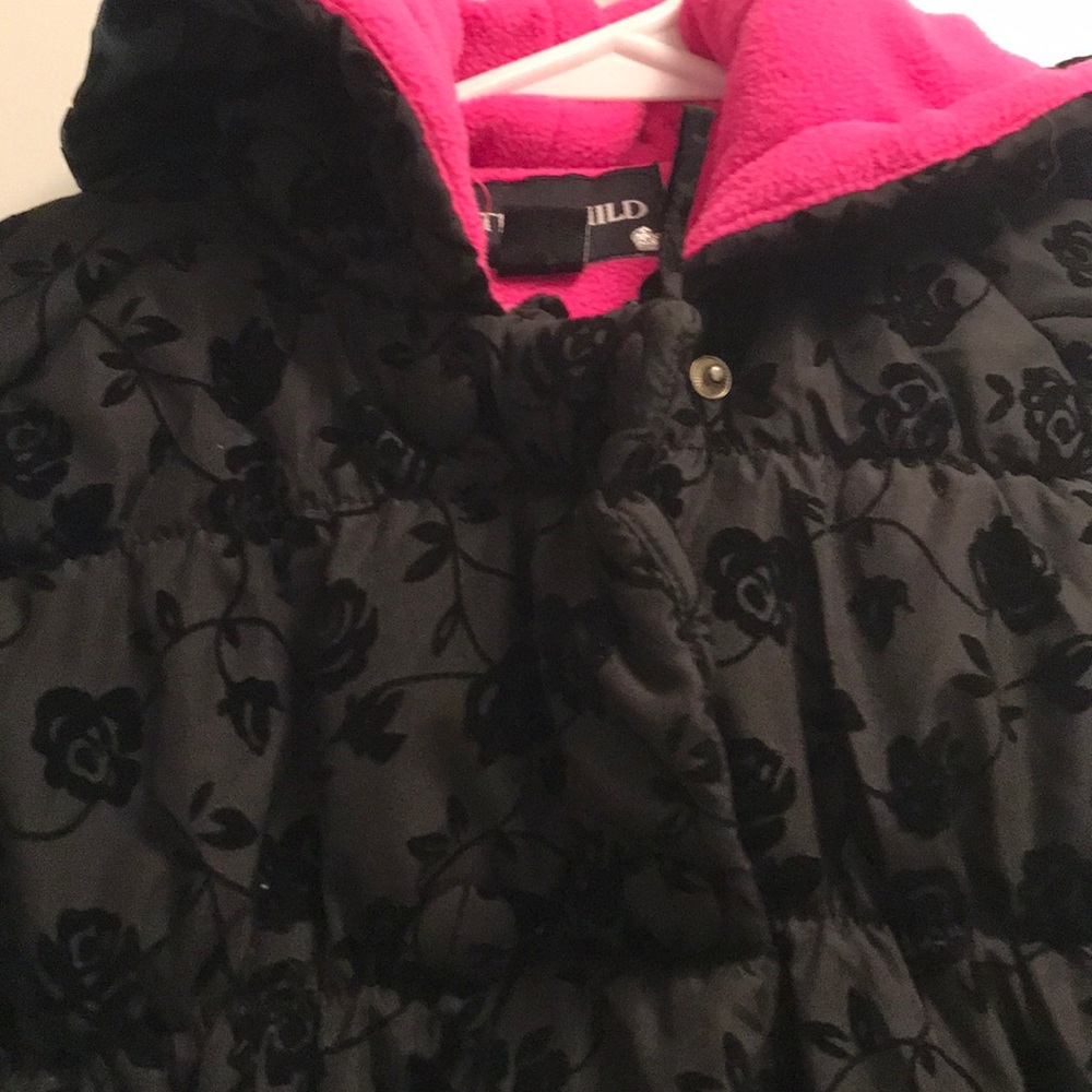 Girls 4T winter coat almost like new!